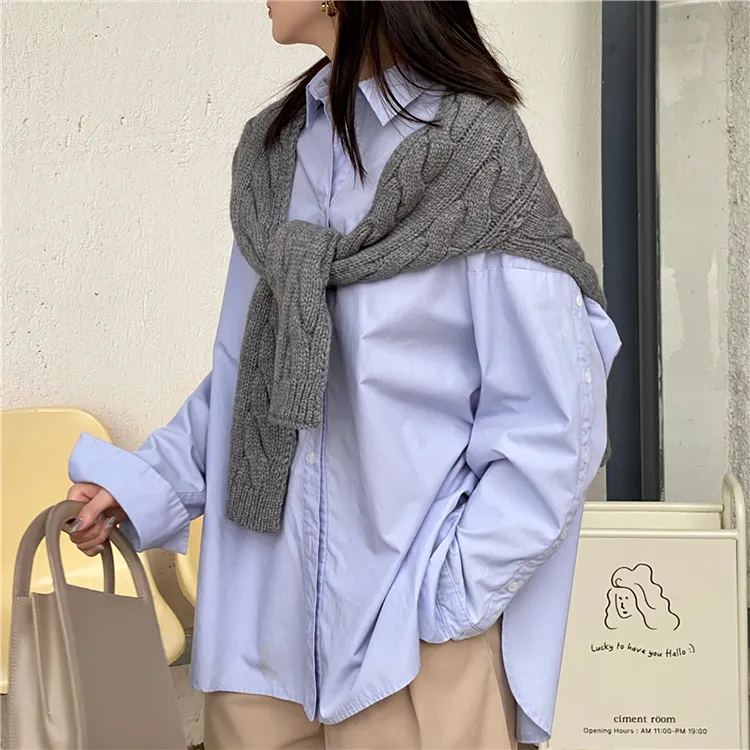 custom-convertible-cable-knit-poncho-scarf-shawl-model-showcase