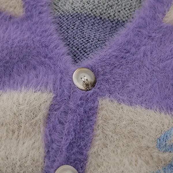 custom-fuzzy-gingerbread-christmas-cardigan-button-details