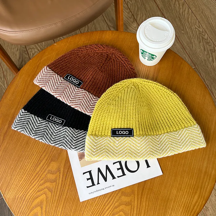 custom-herringbone-knit-bucket-hat-knitting-details