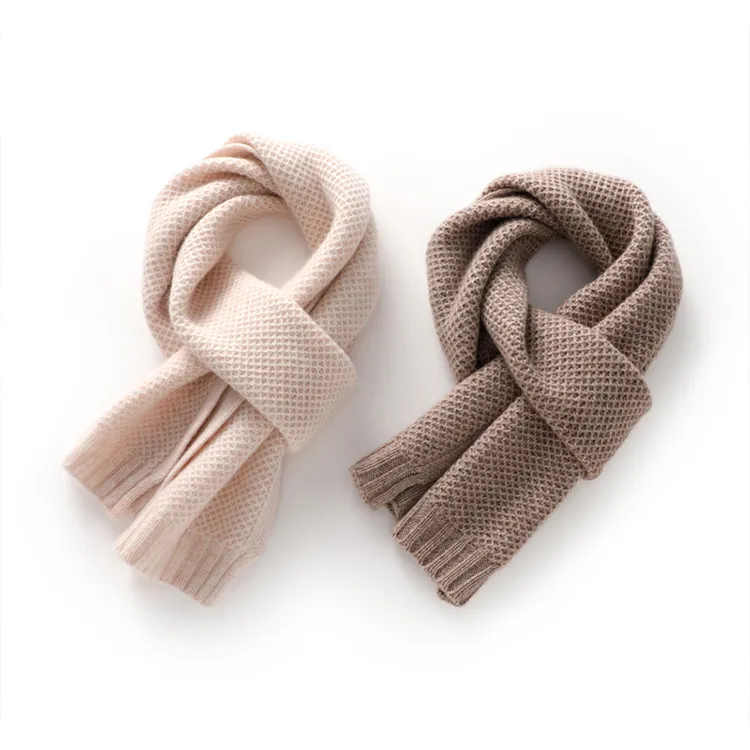 custom-waffle-texture-knit-scarf-knitting-details