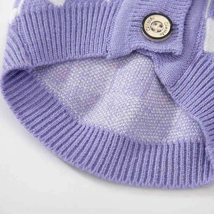 custom-checkerboard-heart-pet-sweater-hem-details