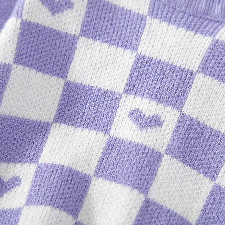 custom-checkerboard-heart-pet-sweater-knitting-details