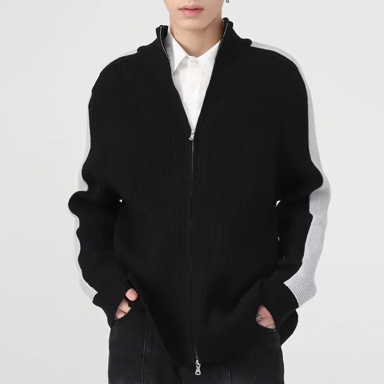 custom-contrast-raglan-zip-up-knit-cardigan-model-showcase