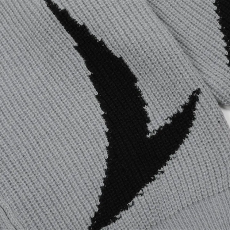 custom-oversized-jacquard-zip-up-mock-neck-sweater-knitting-details