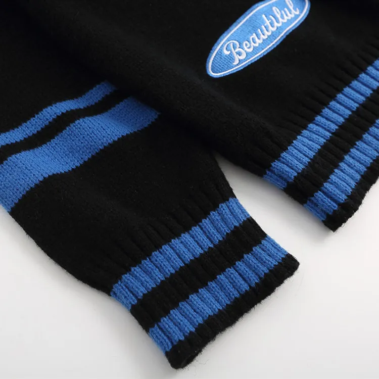 custom-oversized-varsity-knit-zip-up-jacket-sleeve-details