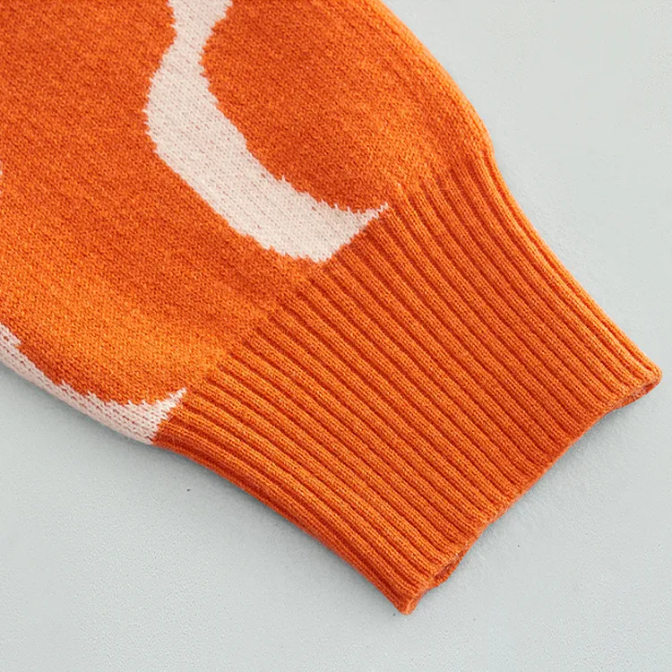 custom-abstract-wave-intarsia-cardigan-knitting-details