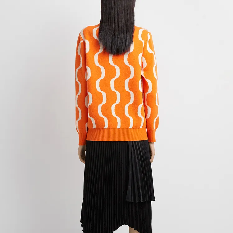 custom-abstract-wave-intarsia-cardigan-model-showcase-back