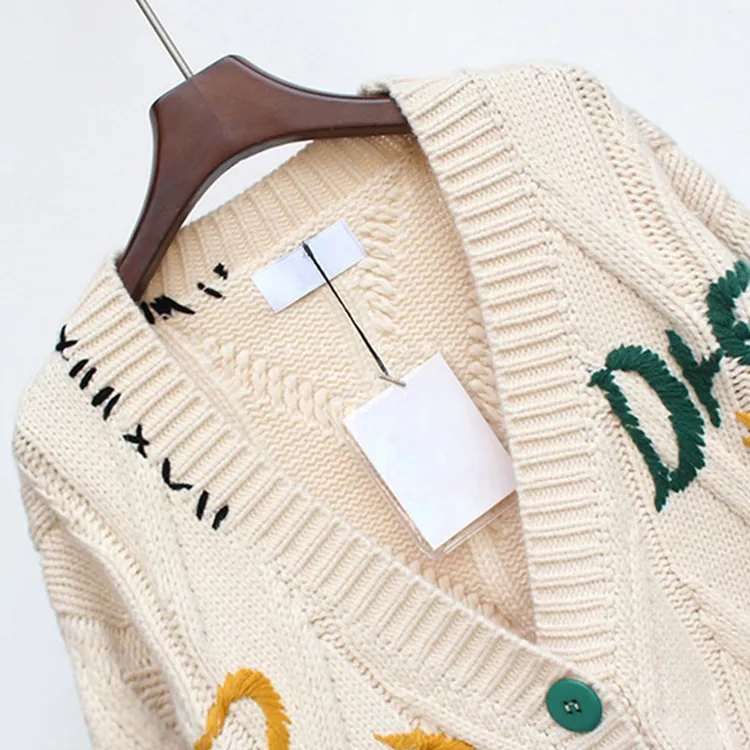 custom-oversized-cable-knit-embroidered-cardigan-collar-details