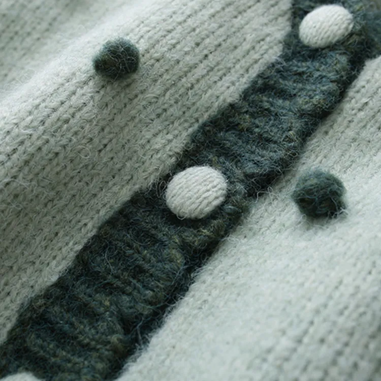 custom-pom-pom-cable-knit-cardigan-v-neck-sweater-knitting-details