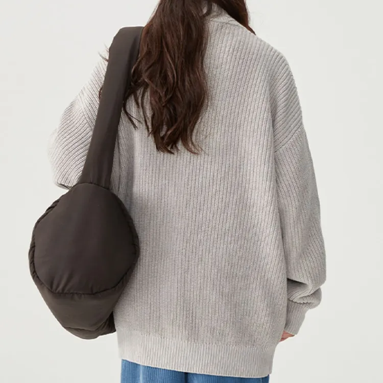 custom-minimalist-ribbed-zip-up-knit-jacket-back