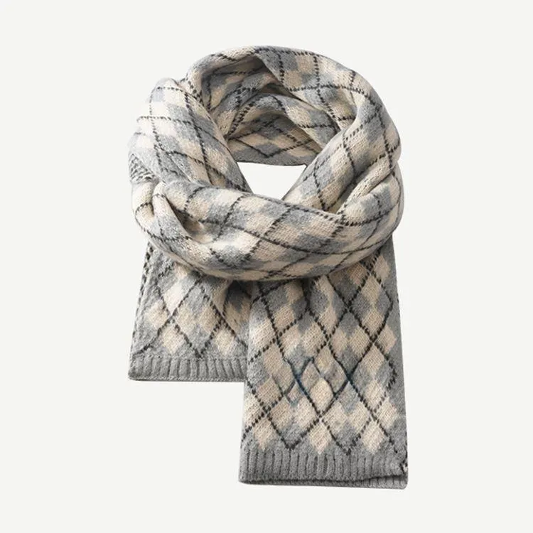 argyle pattern knit scarf grey