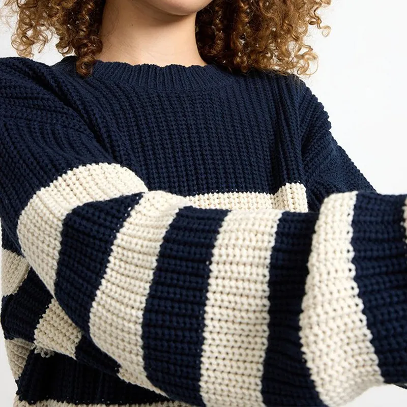 custom-kids-chunky-ribbed-nautical-sweater-knitting-details