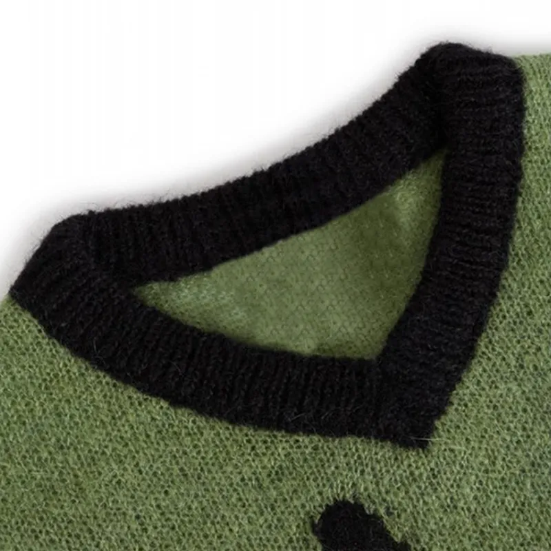 custom-kids-intarsia-butterfly-sweater-vest-collar-details