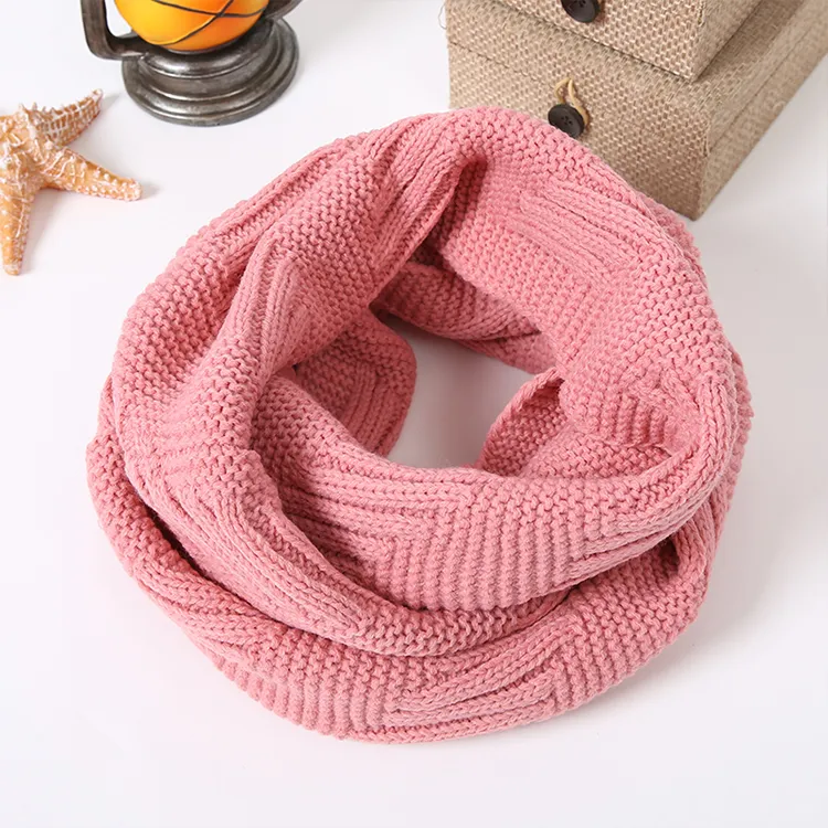 custom-geometric-cable-knit-infinity-scarf-pink