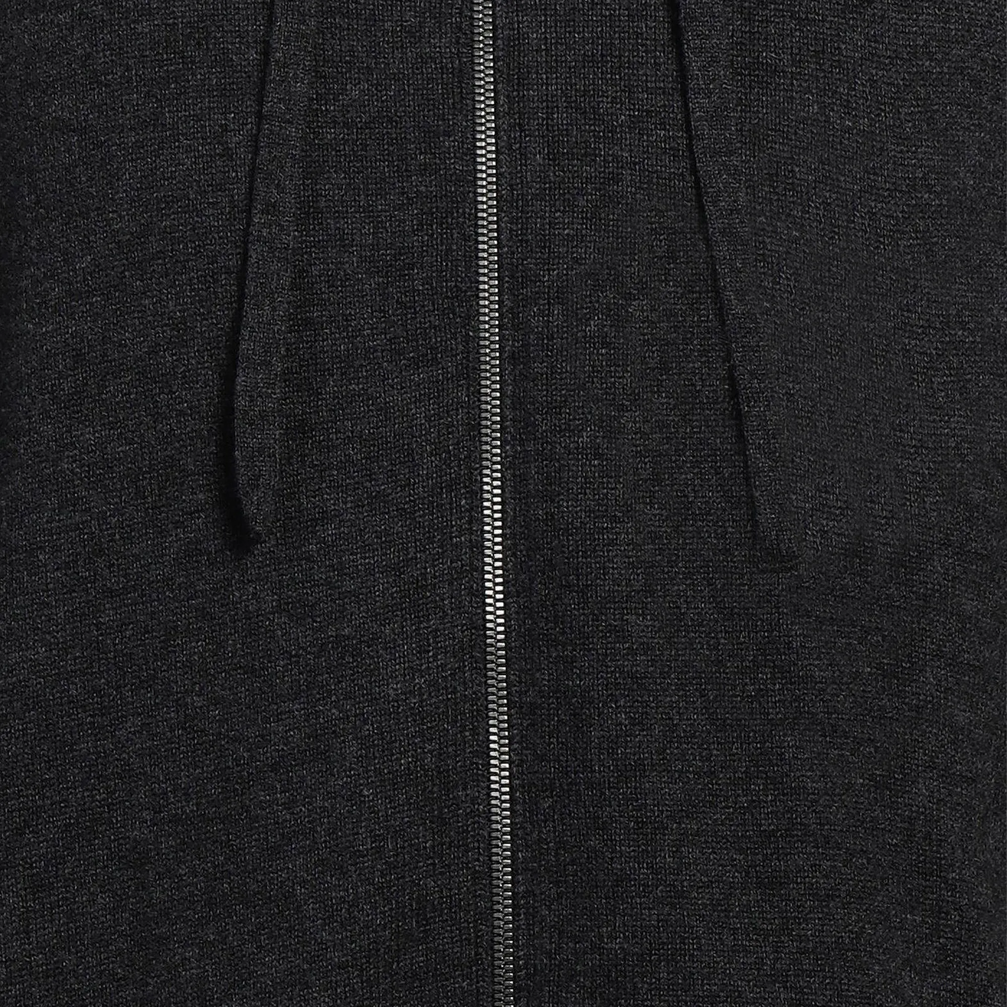 custom-varsity-embroidery-knit-zip-up-hoodie-zip-details