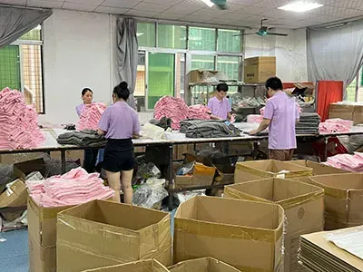 Sweater Garment packaging process